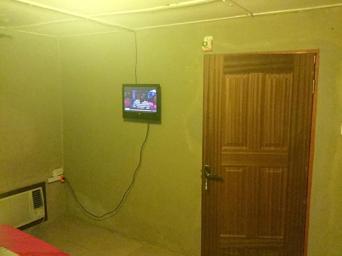 Legendary Inn & Lounge Bale Akiosi Экстерьер фото