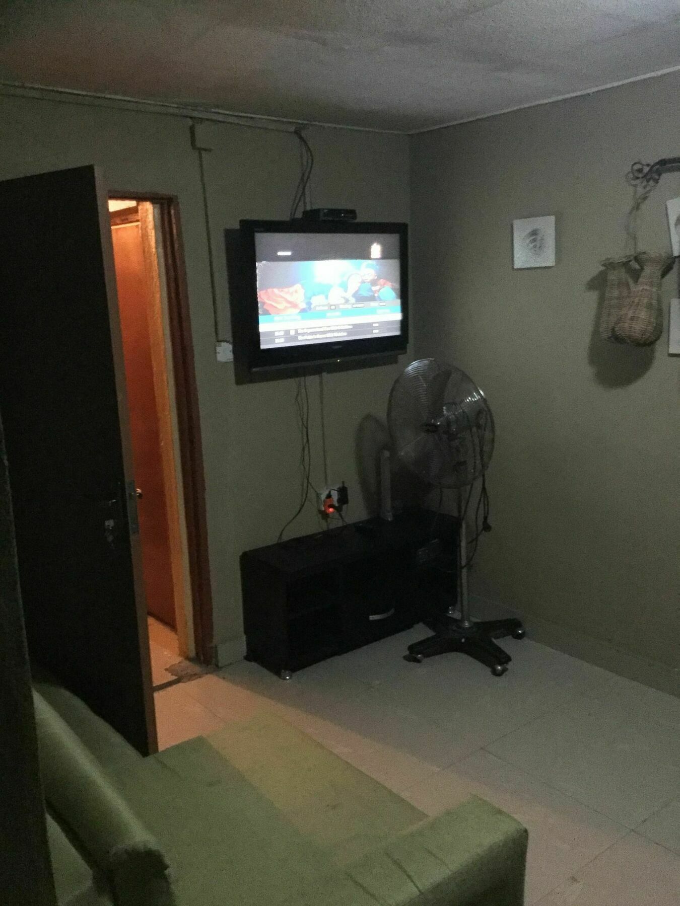 Legendary Inn & Lounge Bale Akiosi Экстерьер фото